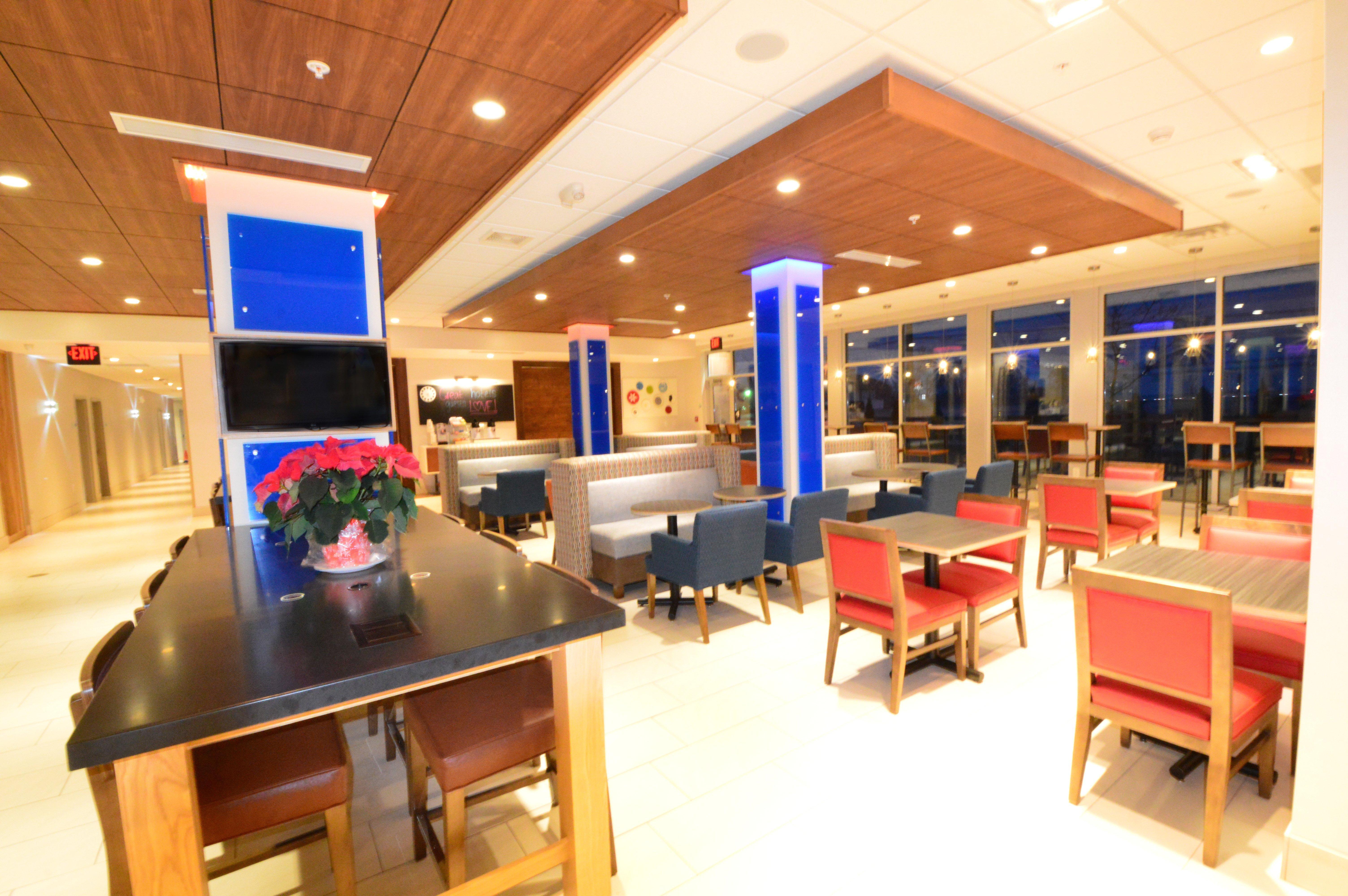 Holiday Inn Express & Suites Toledo West By Ihg Exteriér fotografie
